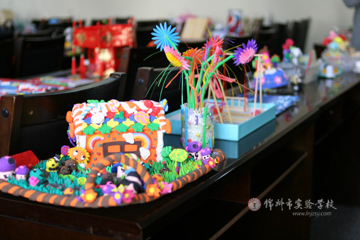 小学部艺术节书画手工比赛精彩纷呈